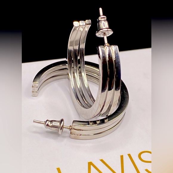 Lavisa Chunky Hoop Earrings 30mm SilverTone NIB - Picture 1 of 11